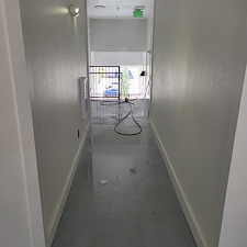 Commercial-Pressure-Washing-of-Apartments-in-Orlando-FL 1